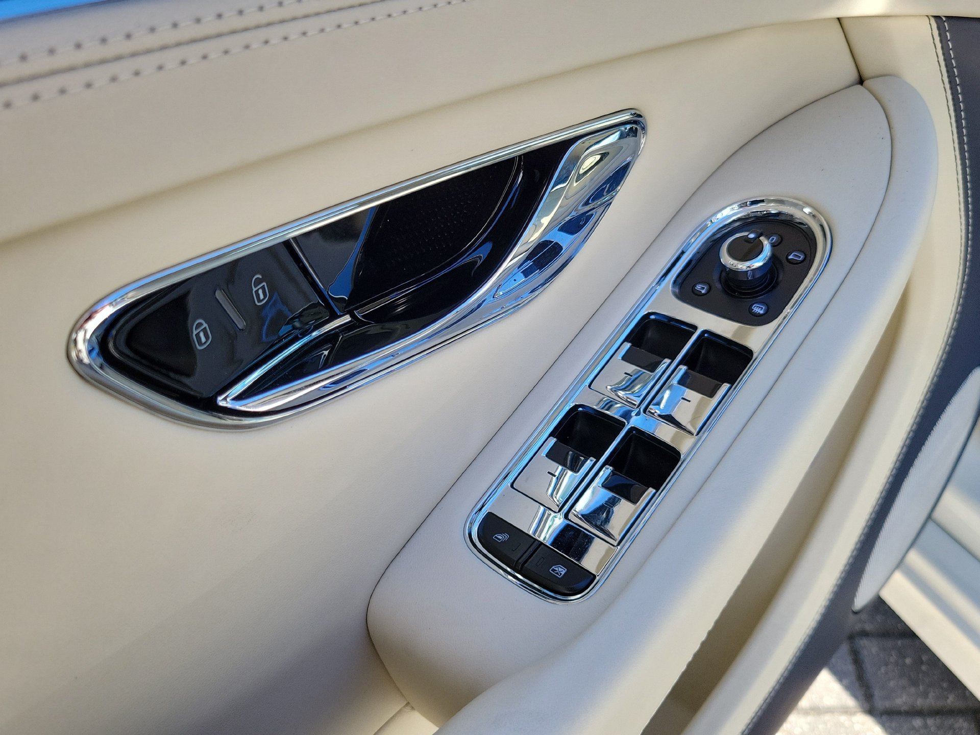 New 2026 Bentley Continental GT AWD/4WD image 13
