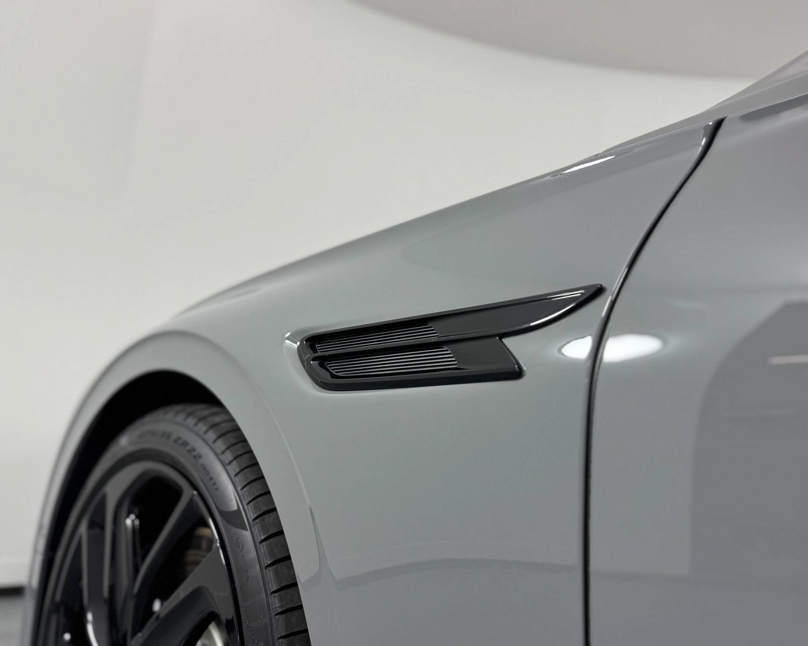 New 2025 Bentley Flying Spur Plug-In Hybrid AWD/4WD image 57