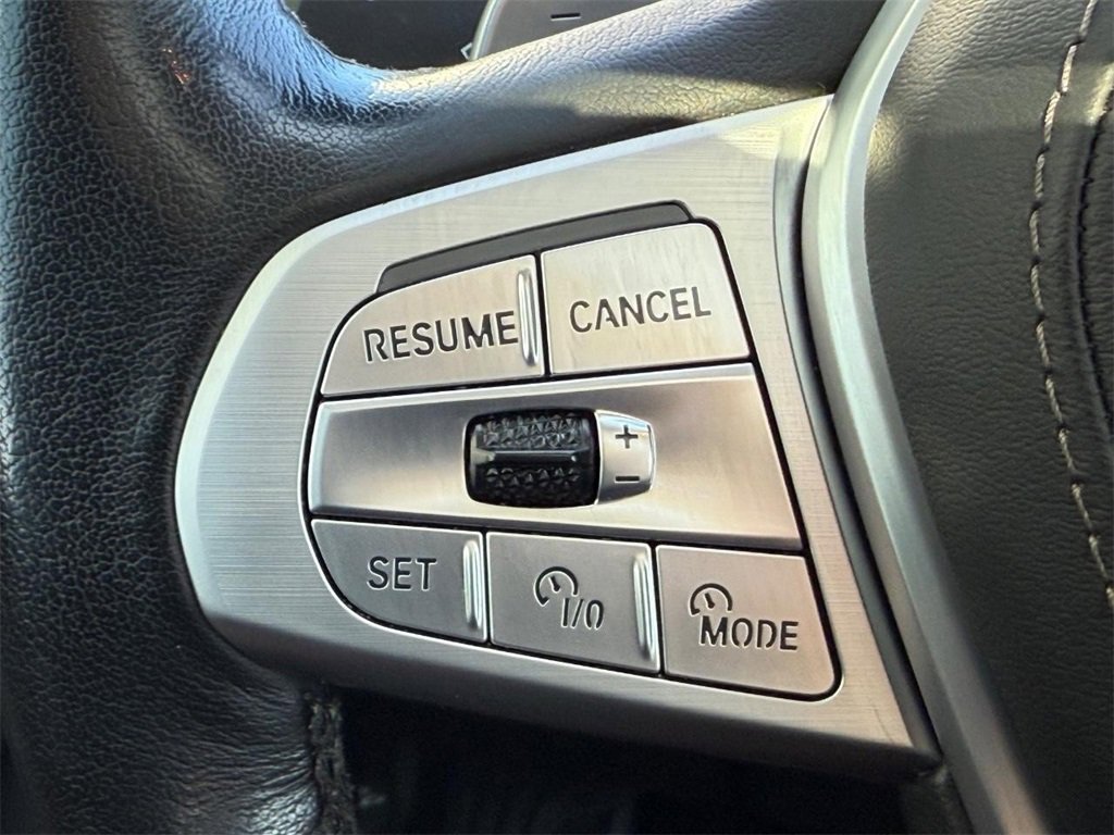 Used 2023 BMW X7 xDrive40i w/ Premium Package image 17