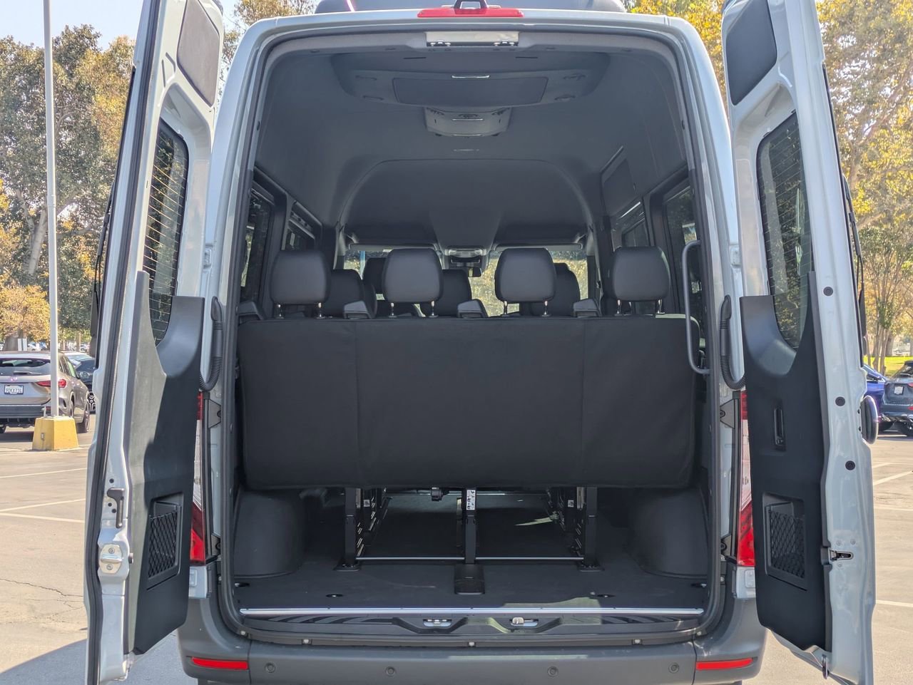 New 2025 Mercedes-Benz Sprinter 2500 image 10