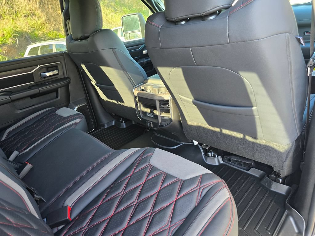 New 2026 RAM 2500 Laramie w/ Night Edition AWD/4WD image 27