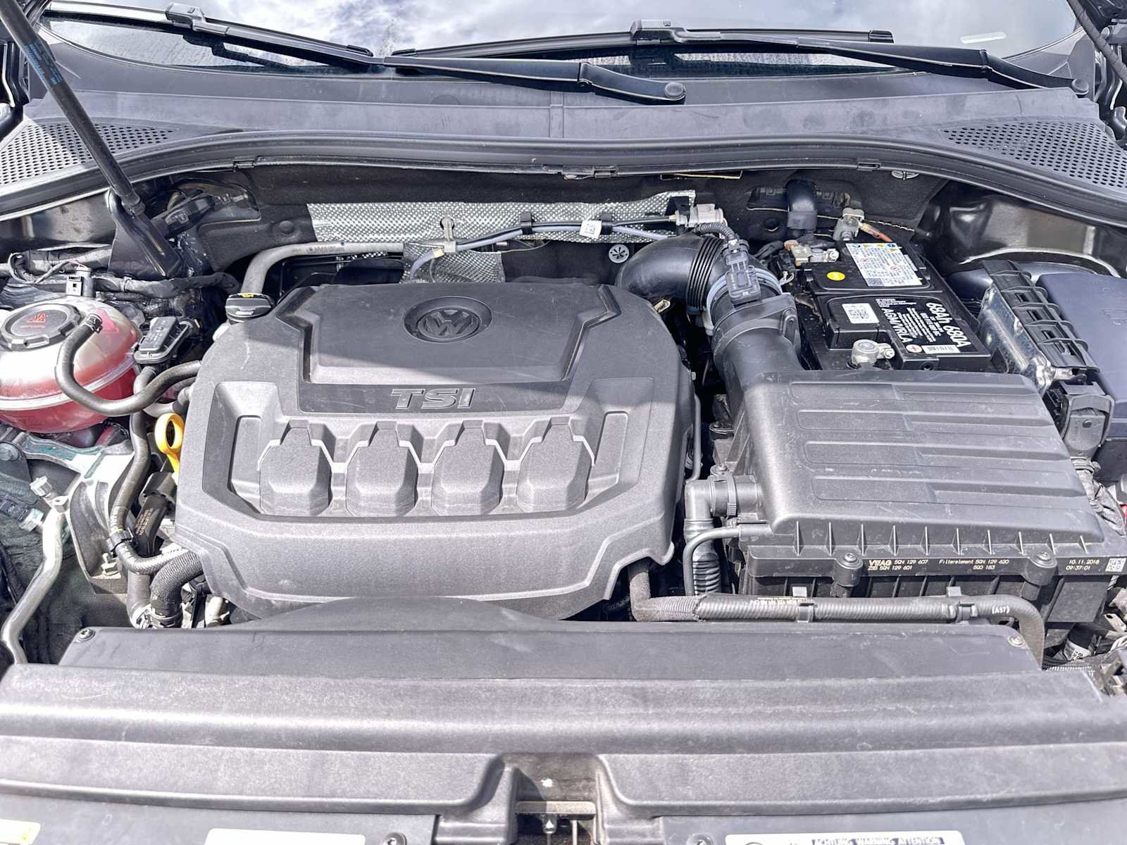 Used 2019 Volkswagen Tiguan SE FWD image 13