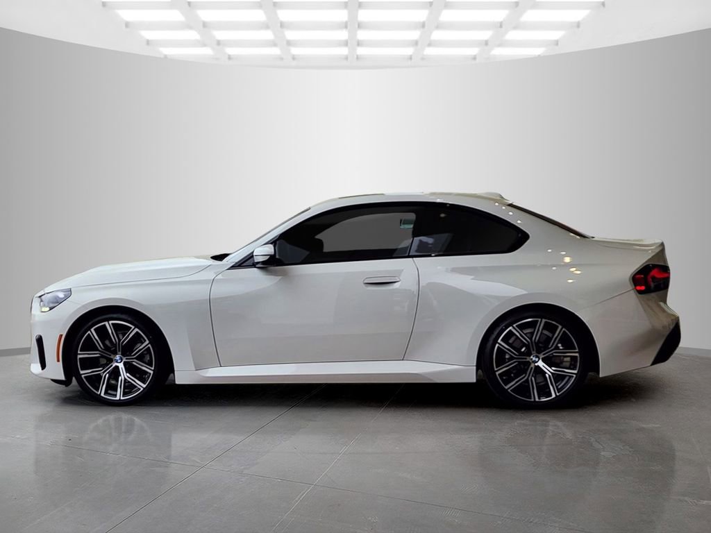 Used 2024 BMW 230i Coupe w/ Convenience Package image 8