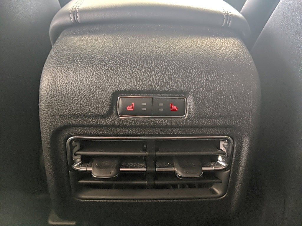 Certified 2022 Lincoln Corsair AWD w/ Equipment Group 101A image 13