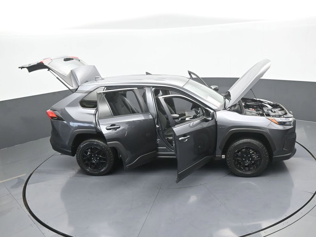 Used 2023 Toyota RAV4 LE image 65