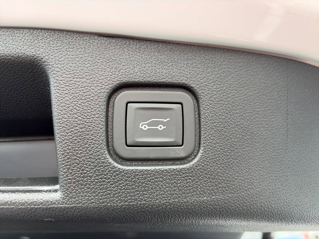 New 2025 Chevrolet Blazer EV LT w/ Super Cruise Package AWD/4WD image 5