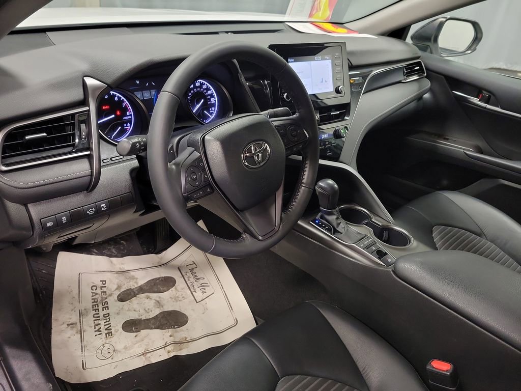 Used 2023 Toyota Camry SE image 13