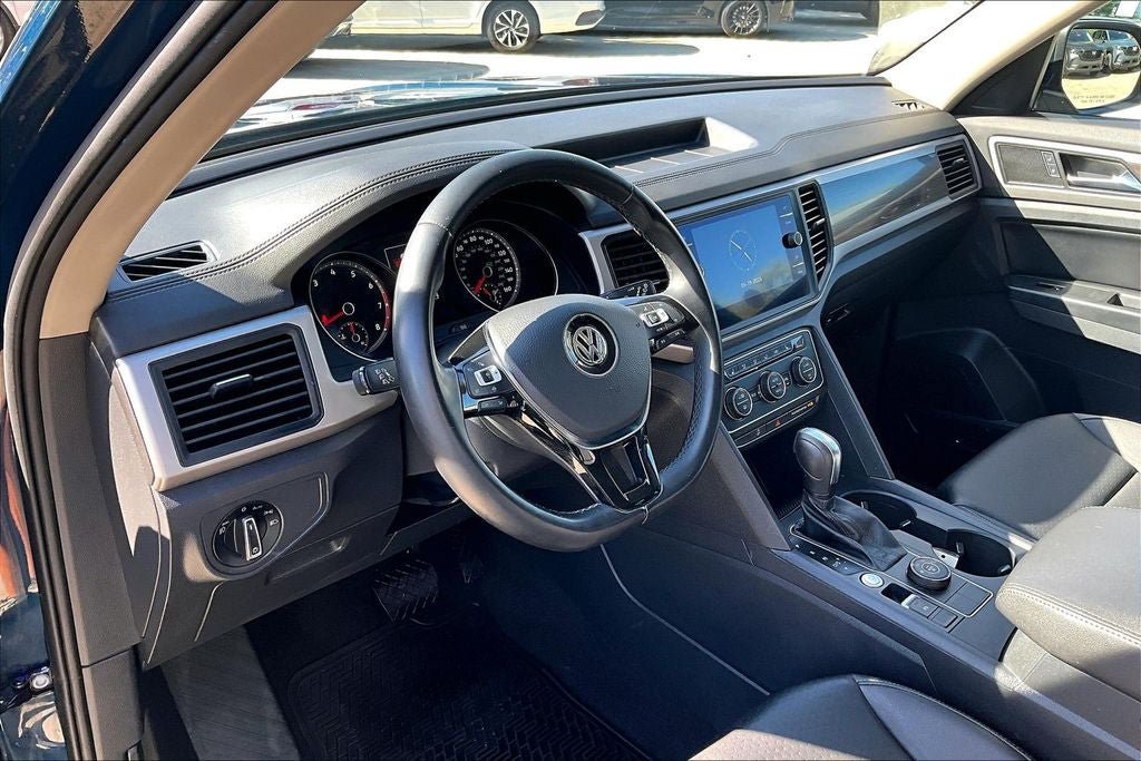 Used 2020 Volkswagen Atlas SE w/ Panoramic Sunroof Package AWD/4WD image 13