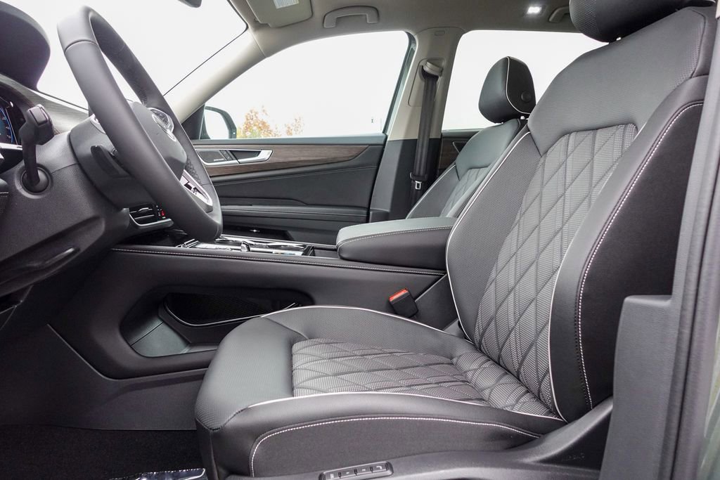 New 2026 Volkswagen Atlas SEL Premium R-Line image 14