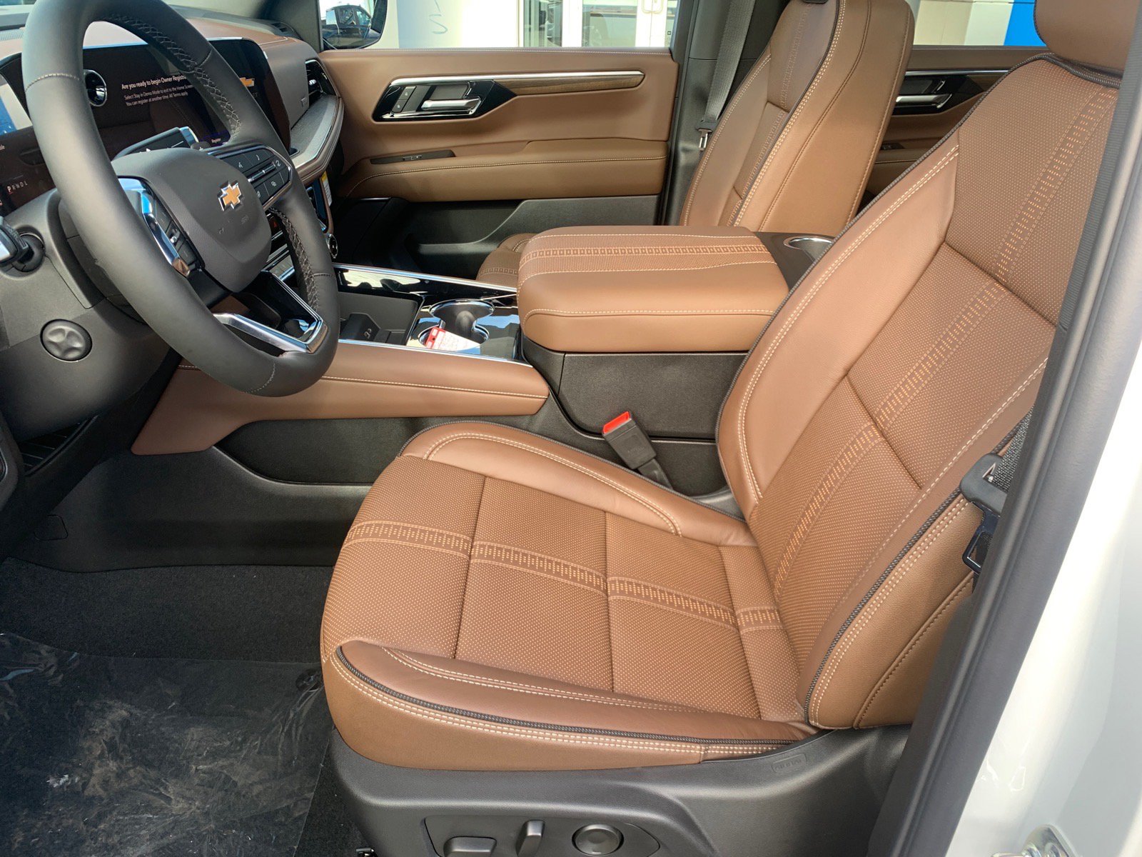 New 2027 Chevrolet Tahoe High Country w/ Sun And Tow Package AWD/4WD image 6