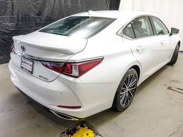Used 2023 Lexus ES 350 w/ Premium Package FWD image 7