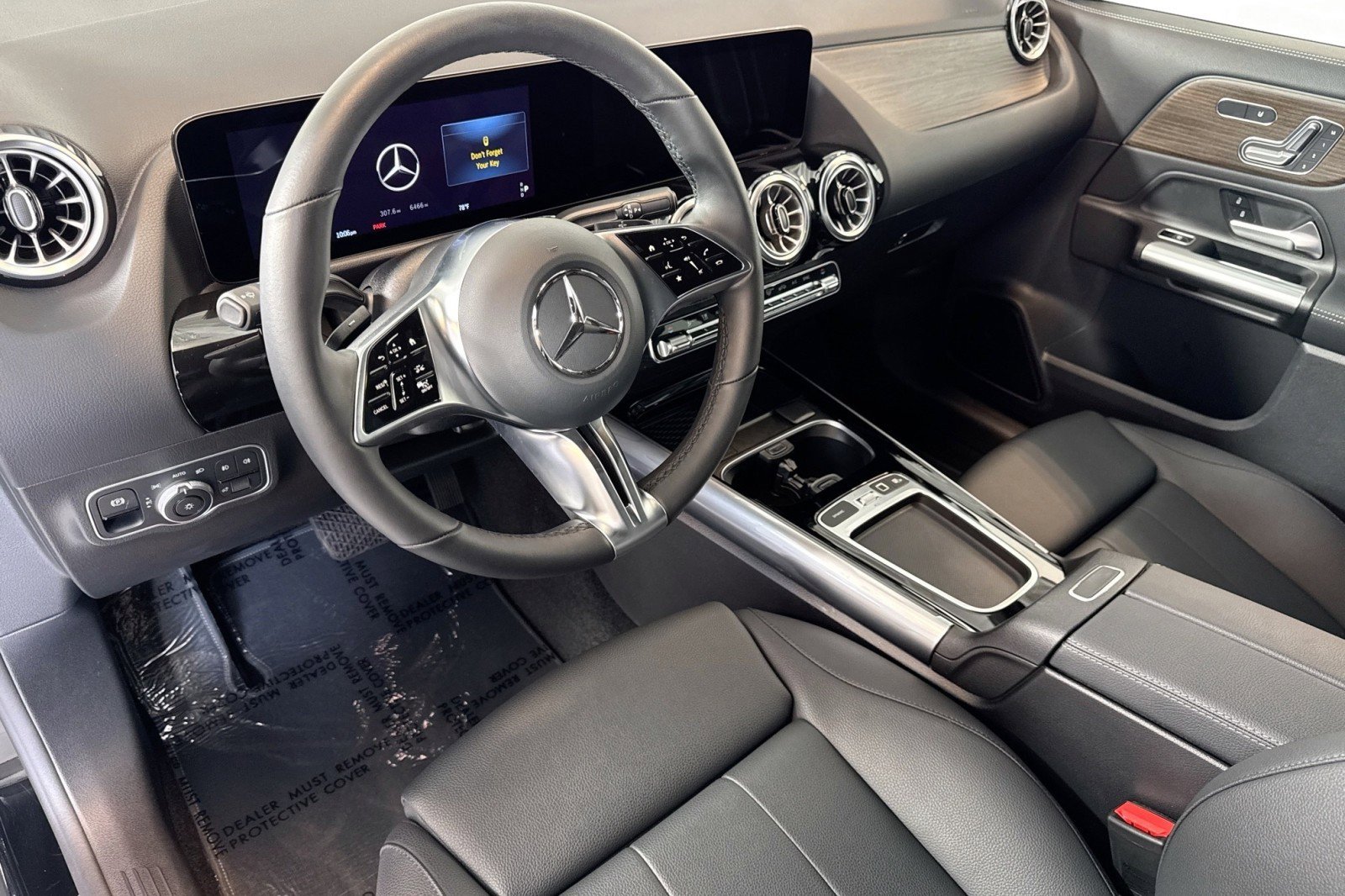 Certified 2026 Mercedes-Benz GLA 250 4MATIC image 9