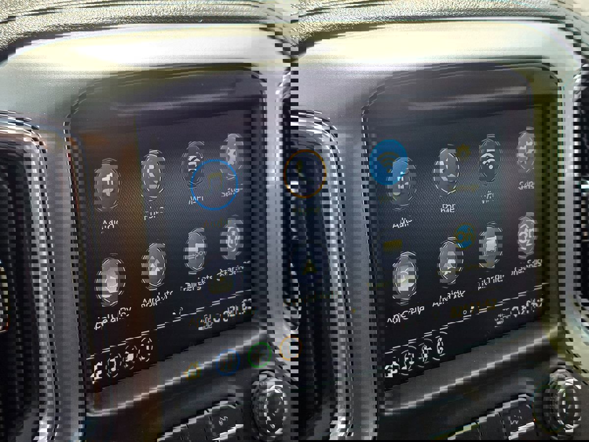 Used 2020 Chevrolet Silverado 1500 LT w/ All-Star Edition image 29