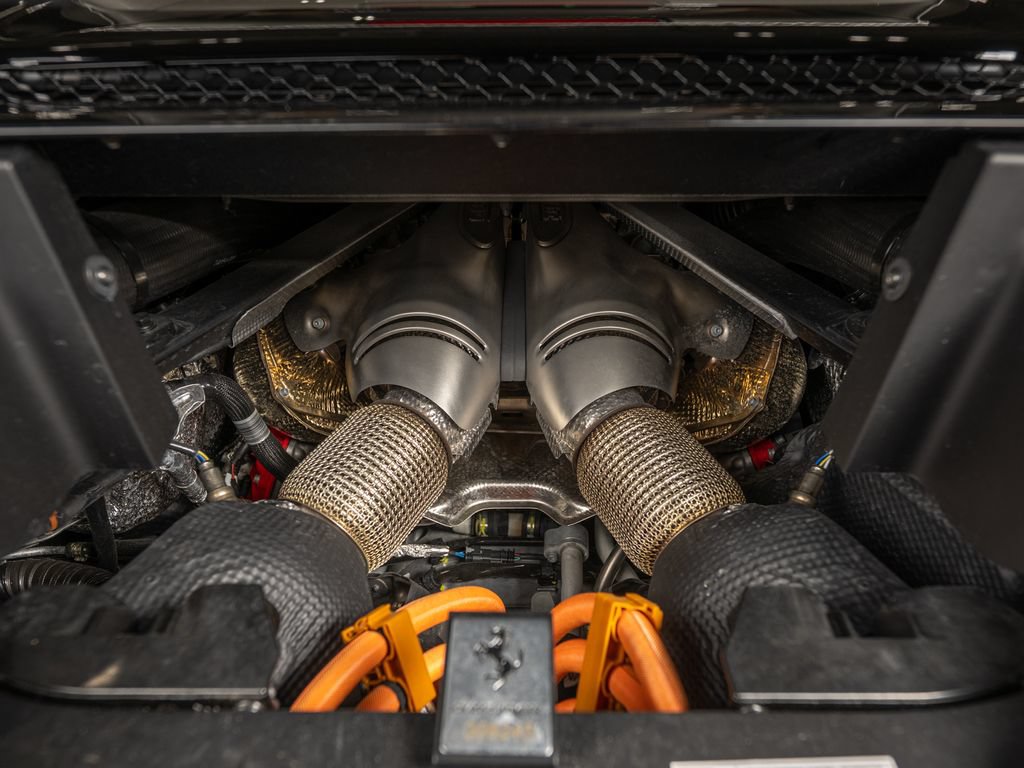 Certified 2024 Ferrari 296 GTS RWD image 23