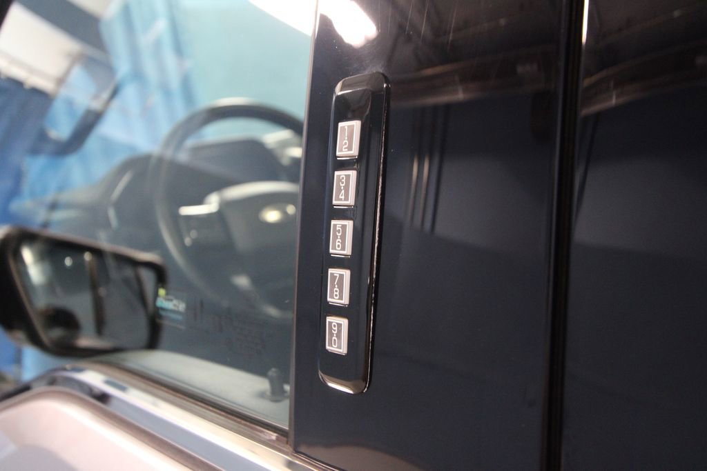 Used 2022 Ford F150 Platinum w/ Equipment Group 701A High image 50