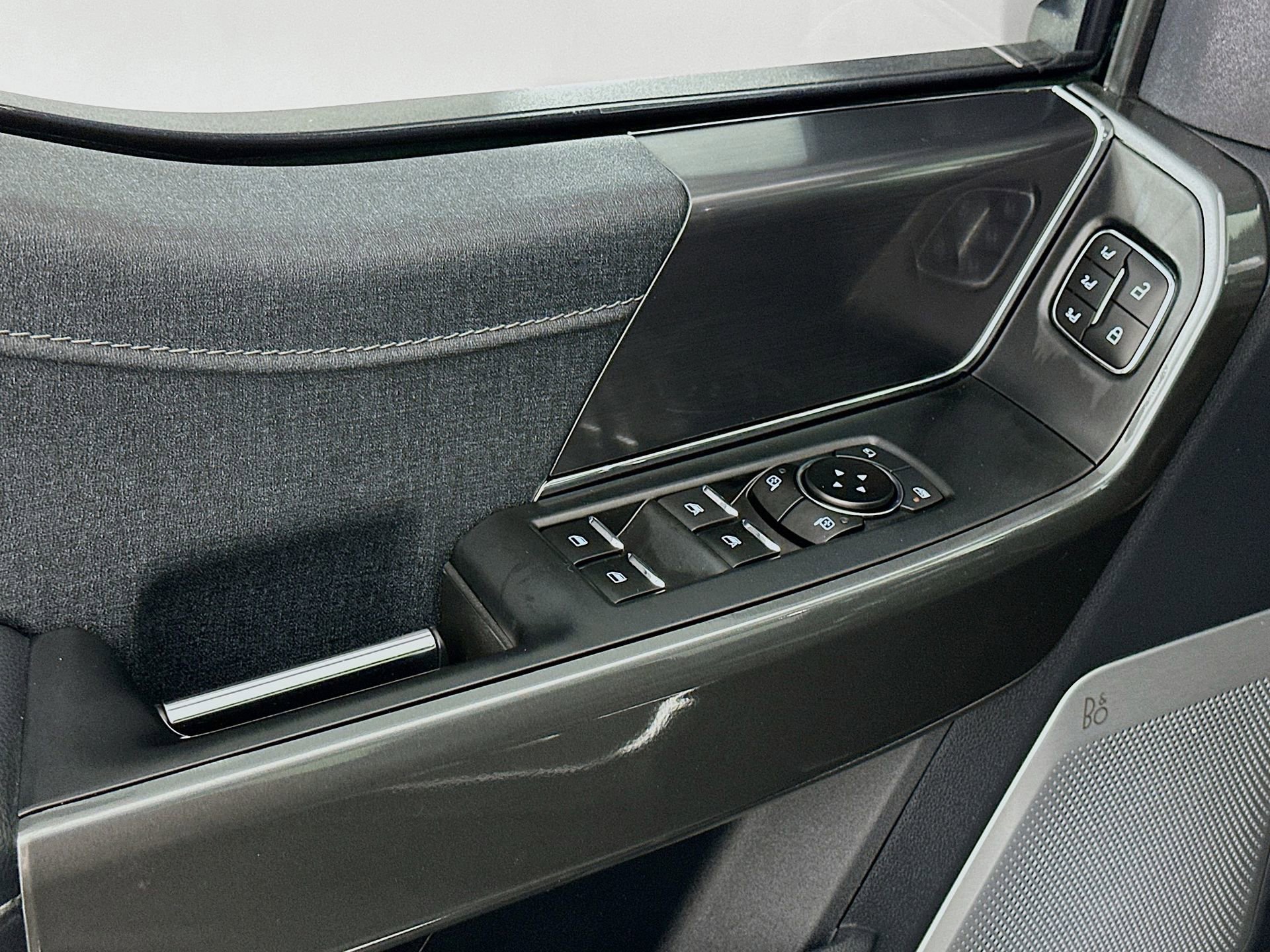 Used 2023 Ford F150 Lariat w/ Equipment Group 502A High image 19