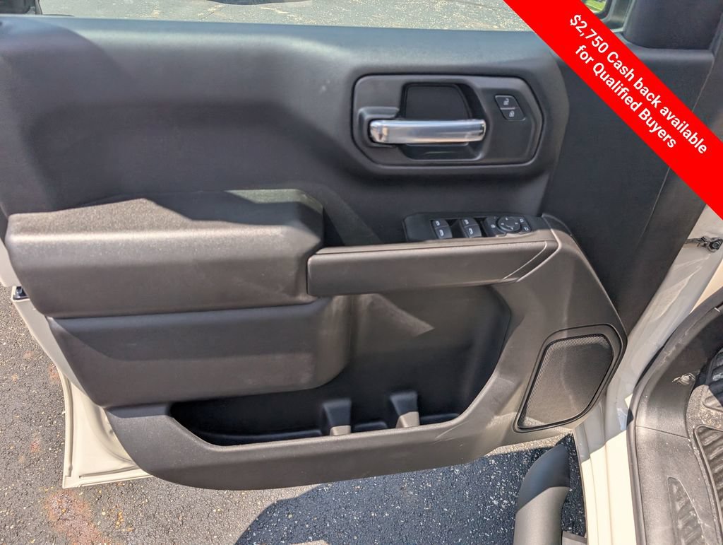 New 2026 Chevrolet Silverado 1500 Custom w/ Turbomax Blackout Package AWD/4WD image 15