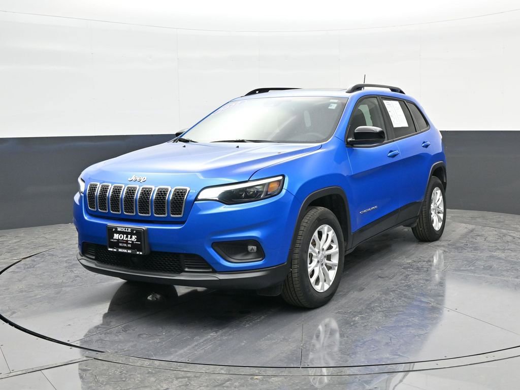 Used 2022 Jeep Cherokee Latitude Lux w/ Sun & Sound Group image 2