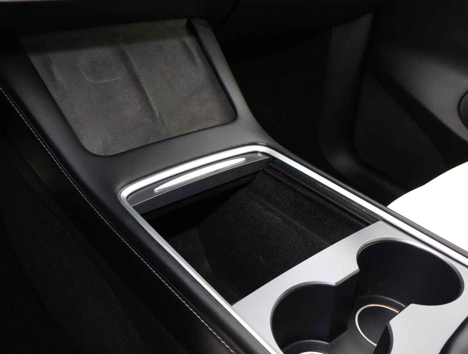 Used 2022 Tesla Model Y Performance image 20