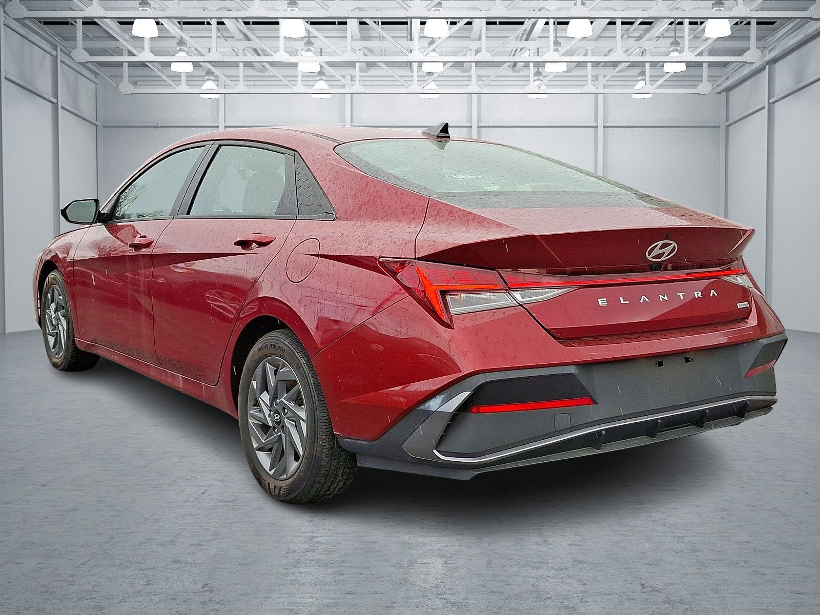 Used 2024 Hyundai Elantra Blue image 4