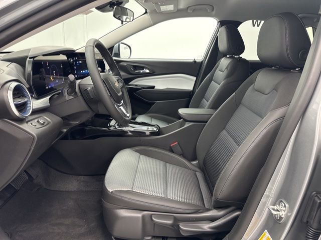 New 2026 Chevrolet Trax LT w/ Driver Confidence Package image 23