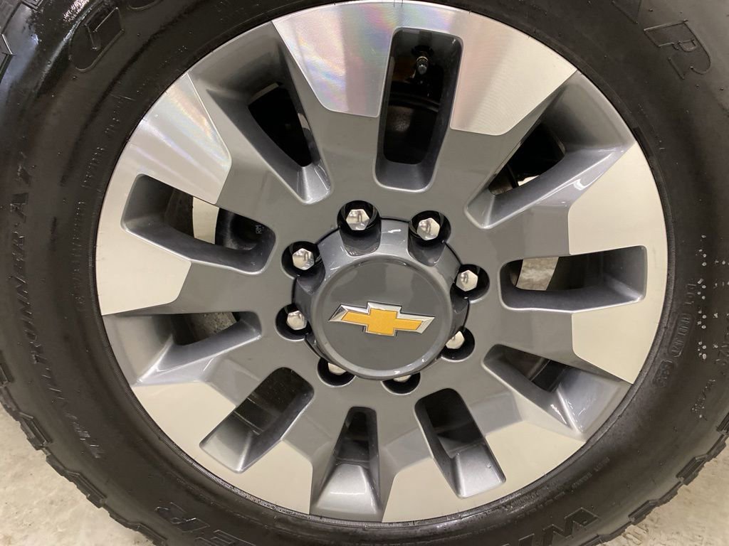 Used 2020 Chevrolet Silverado 2500 High Country w/ Z71 Off-Road Package image 25