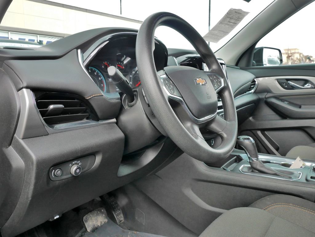 Used 2020 Chevrolet Traverse LS image 22