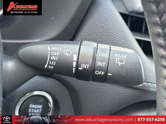 Used 2023 Toyota RAV4 XLE Premium AWD/4WD image 27