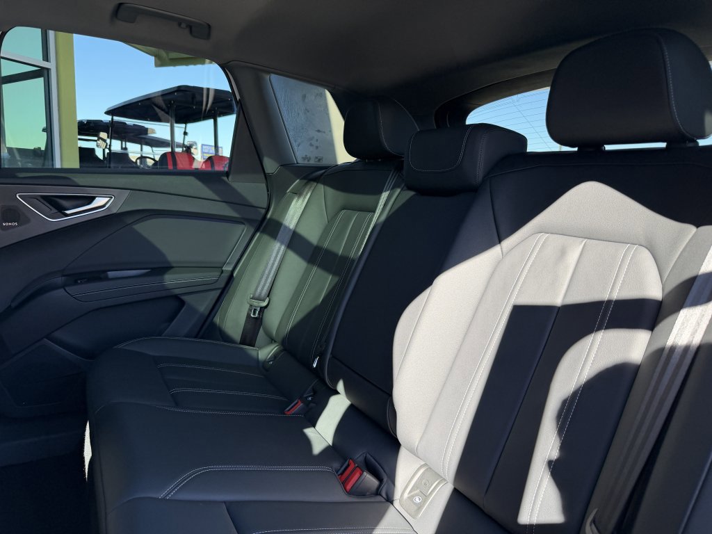 Used 2023 Audi Q4 e-tron Premium Plus w/ Premium Plus image 36