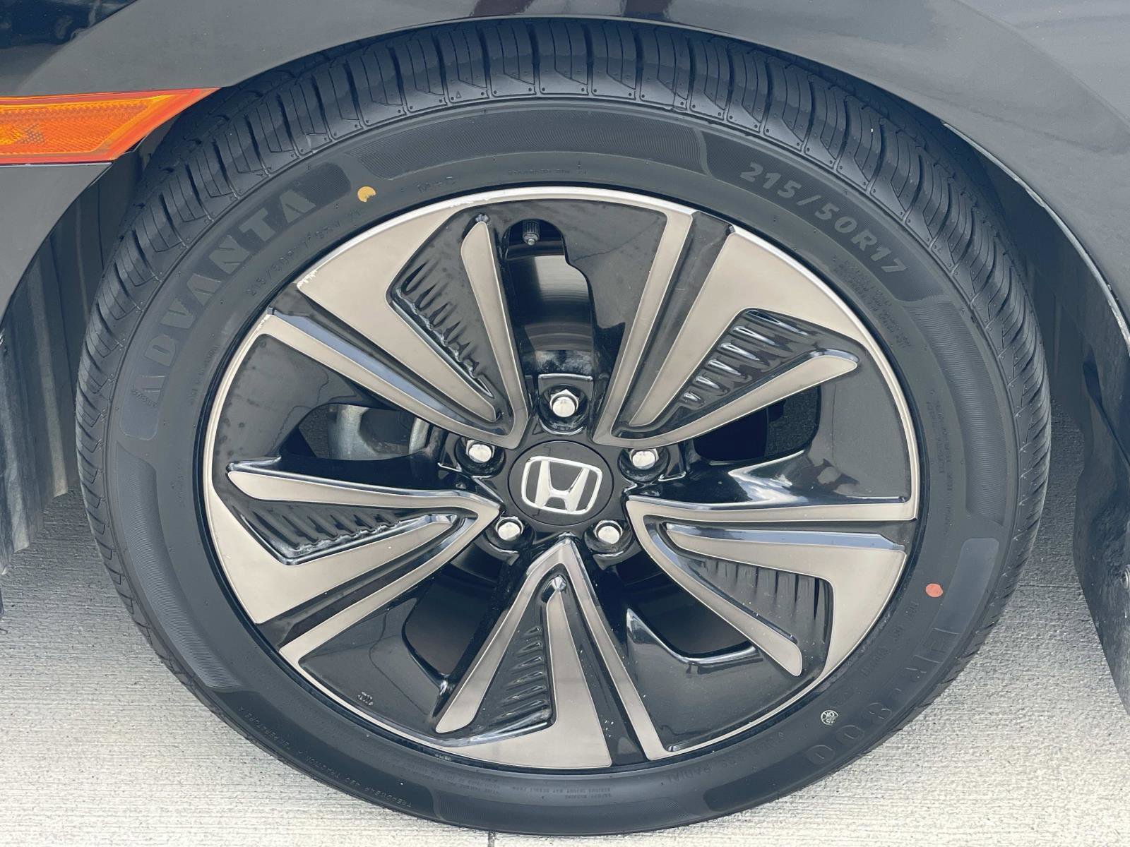 Used 2017 Honda Civic EX image 30