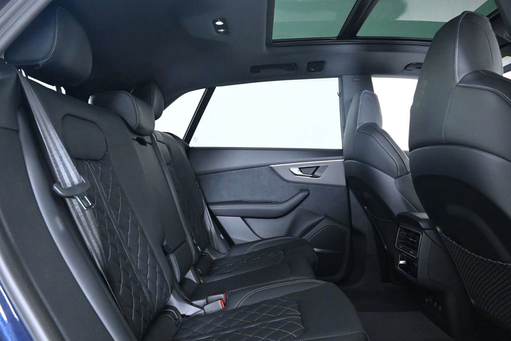 New 2026 Audi SQ8 Premium Plus image 16