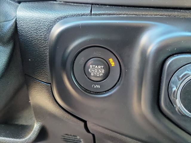Certified 2020 Jeep Wrangler Unlimited Sahara AWD/4WD image 16