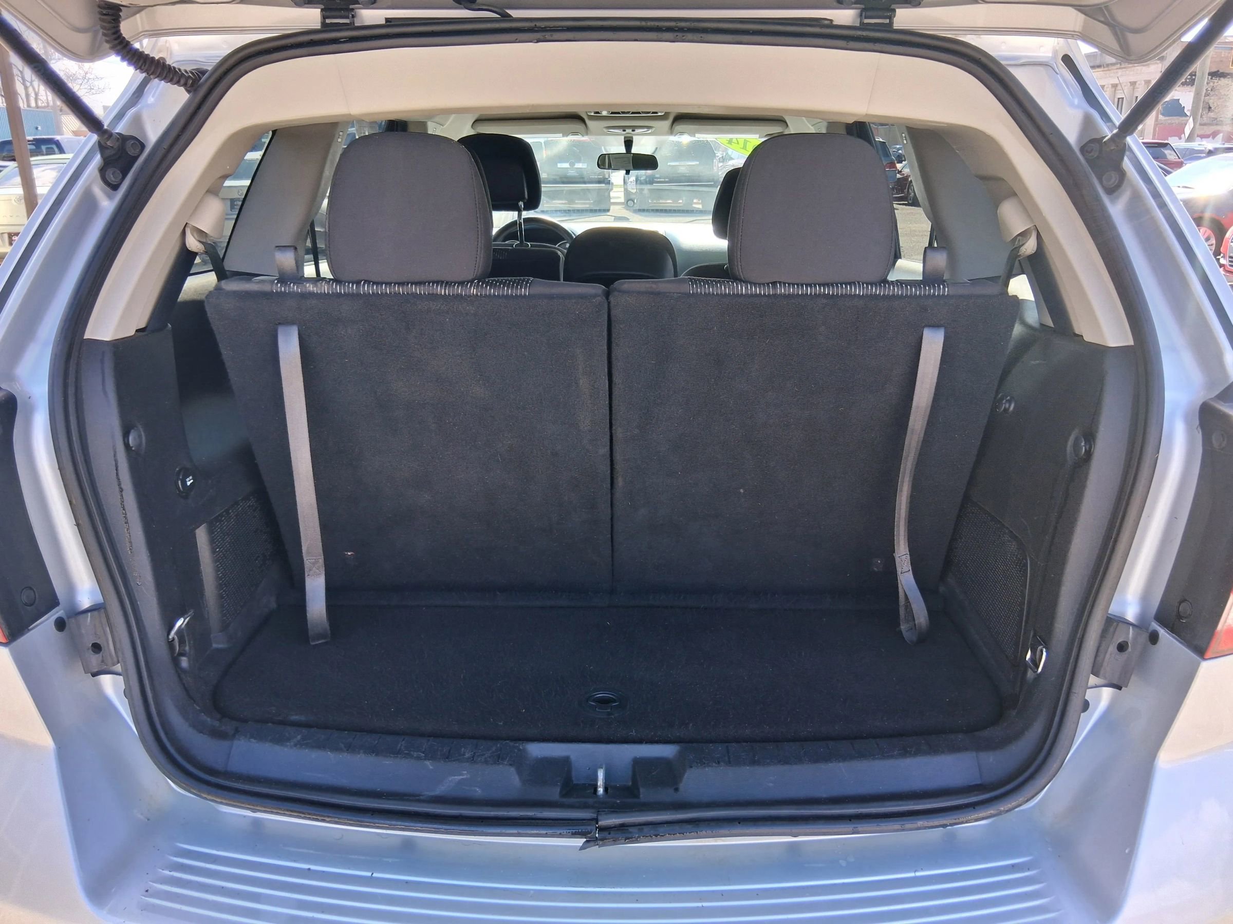 Used 2014 Dodge Journey SXT w/ Flexible Seating Group image 11
