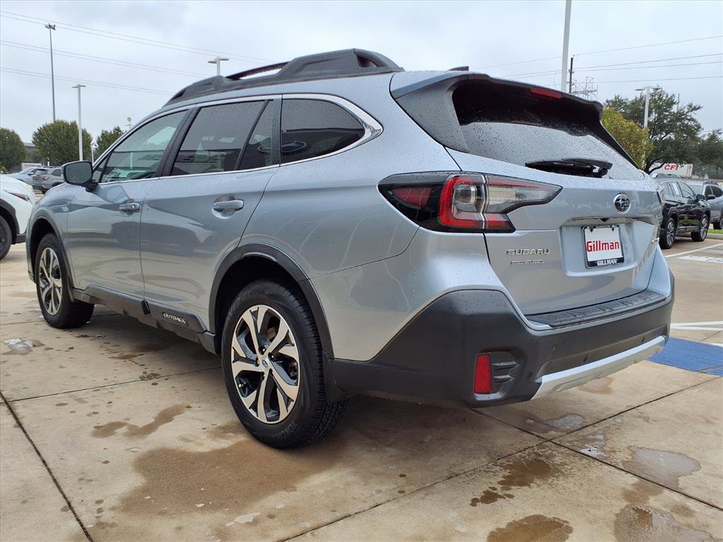 Used 2020 Subaru Outback Limited image 3