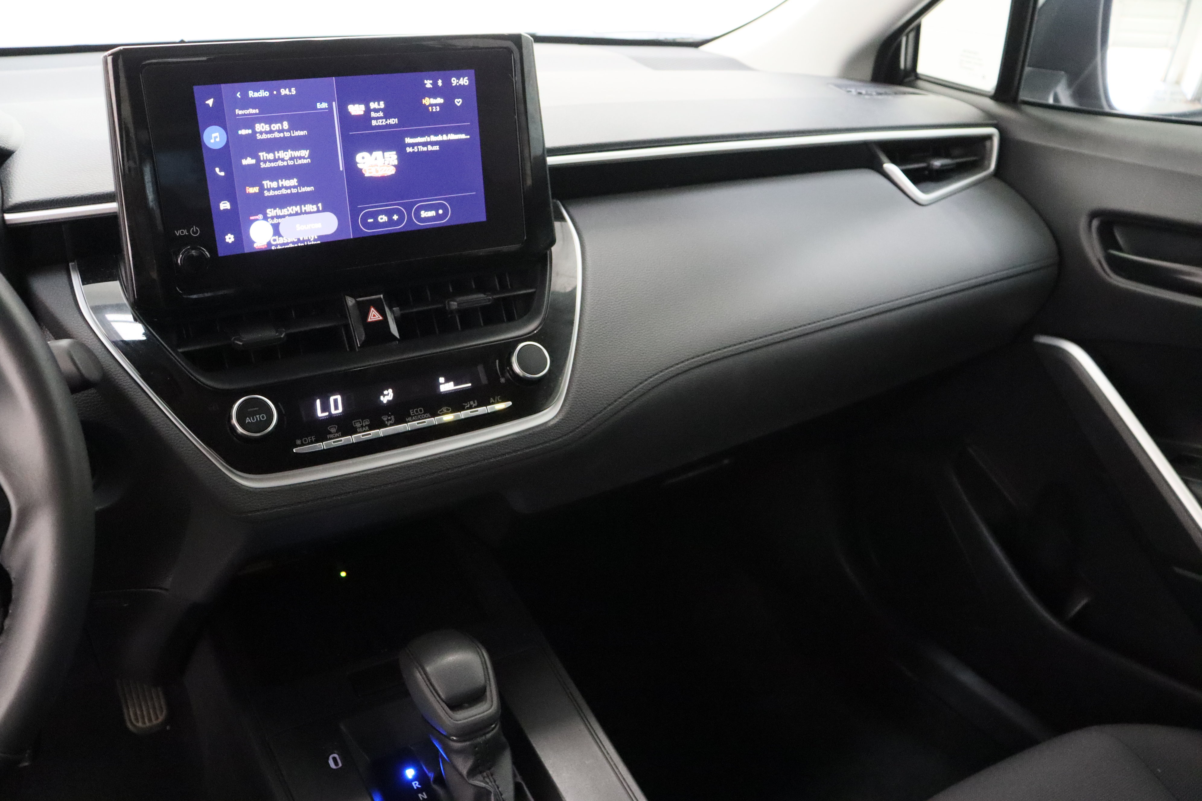 Certified 2026 Toyota Corolla Cross LE FWD image 15