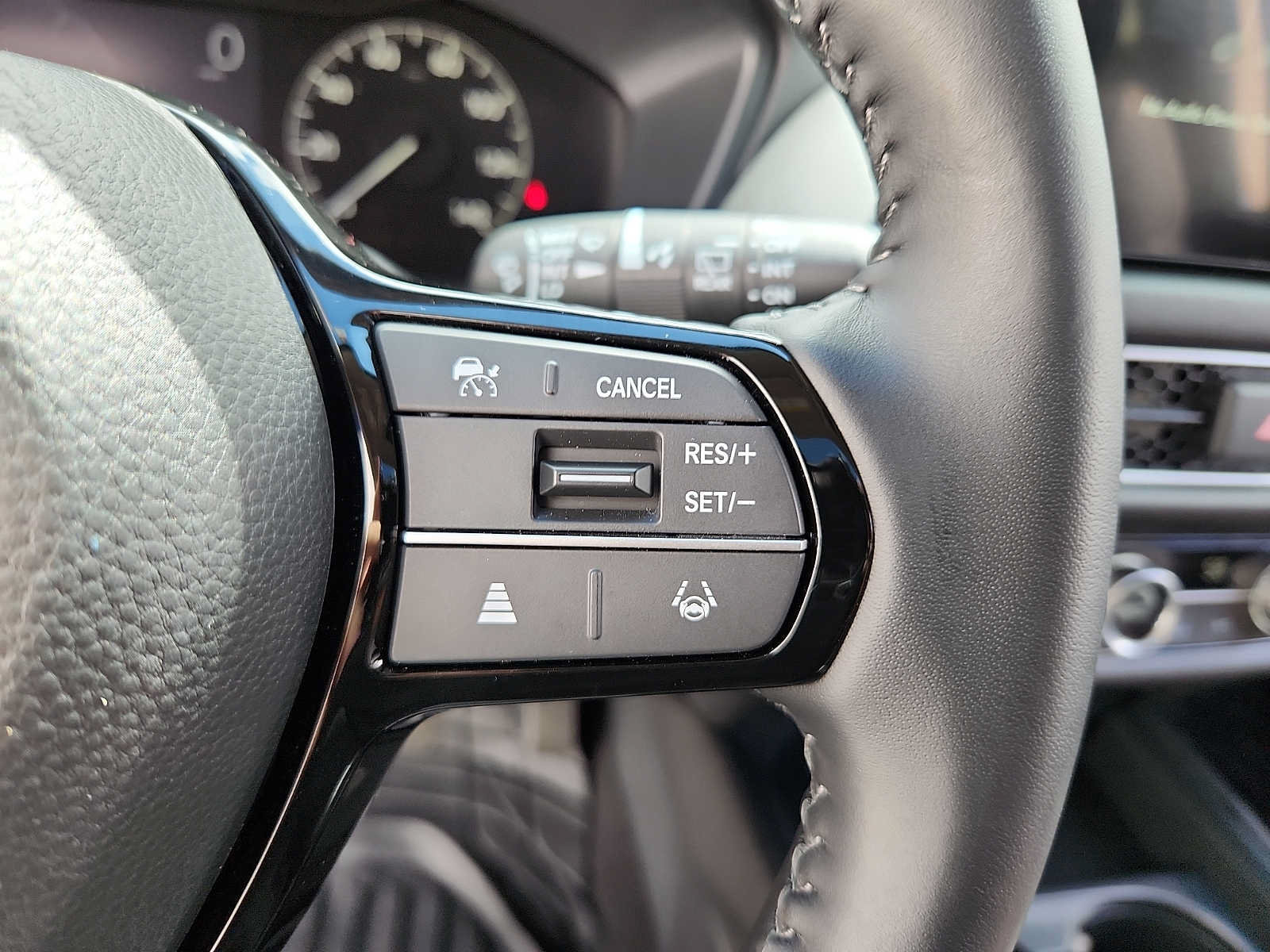 Used 2026 Honda HR-V EX-L image 23