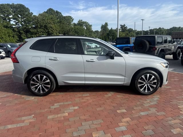 Used 2025 Volvo XC60 B5 Core w/ Protection Package Premier AWD/4WD image 16