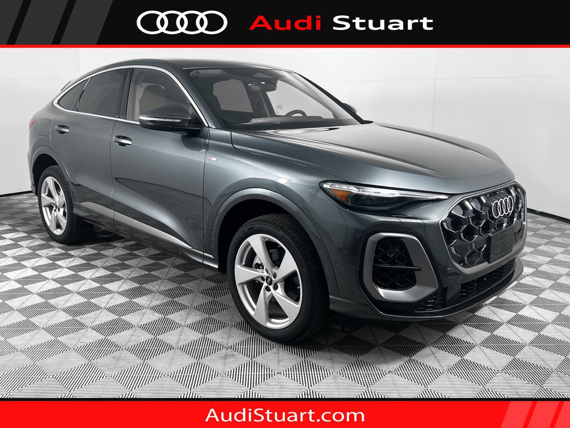 New 2025 Audi Q5 Premium Plus