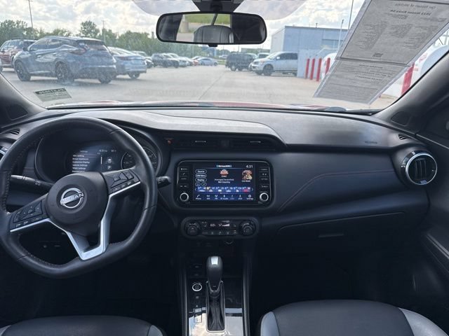 Used 2023 Nissan Kicks SR w/ SR Premium Package FWD image 27