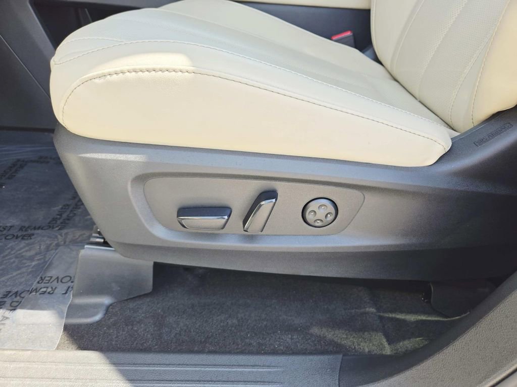 Used 2025 INFINITI QX60 Luxe w/ Vision Package AWD/4WD image 43