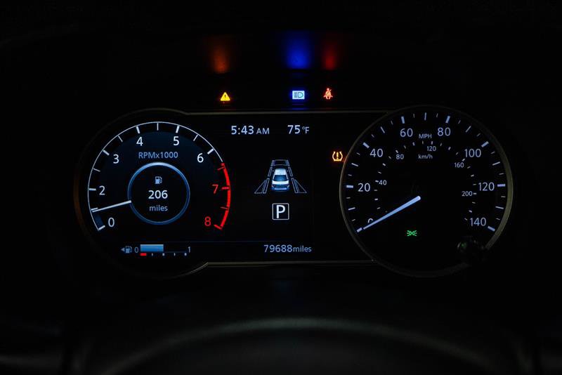 Used 2024 Nissan Versa SV w/ Trunk Package FWD image 15