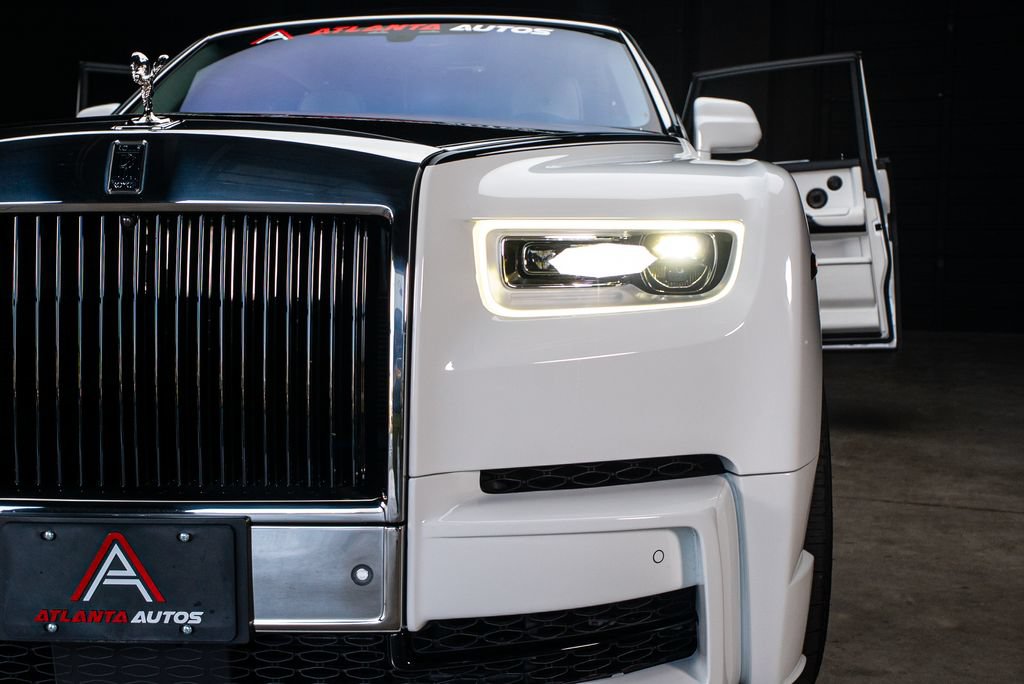 Used 2022 Rolls-Royce Phantom Sedan w/ The Phantom Package RWD image 6