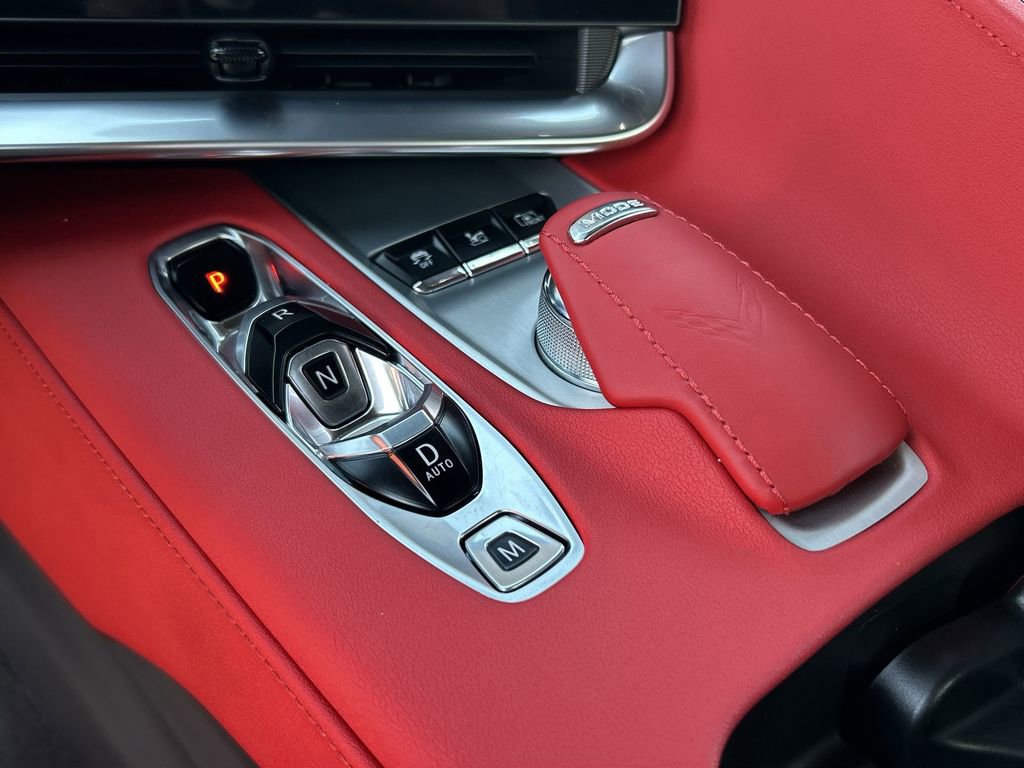 Used 2024 Chevrolet Corvette Stingray Preferred Cpe w/ Z51 Performance Package RWD image 16