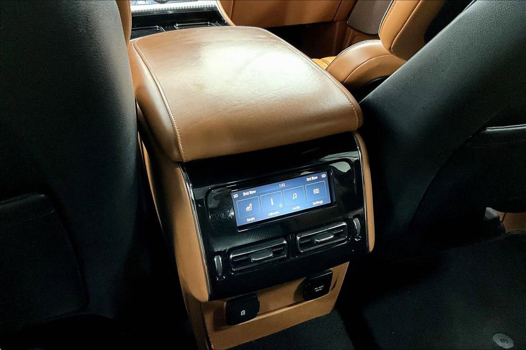 Used 2020 Lincoln Aviator Black Label Grand Touring w/ Class IV Trailer Tow Package image 31