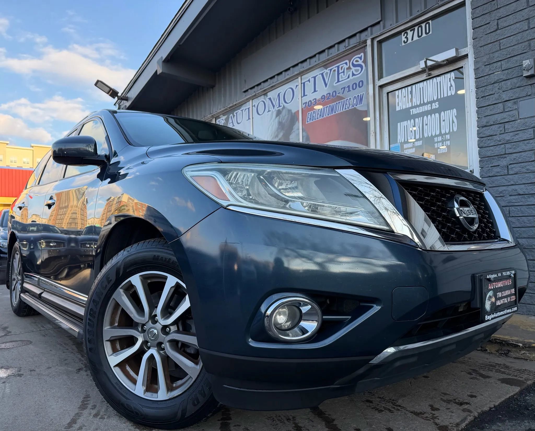 Used 2013 Nissan Pathfinder SL w/ SL Premium Pkg