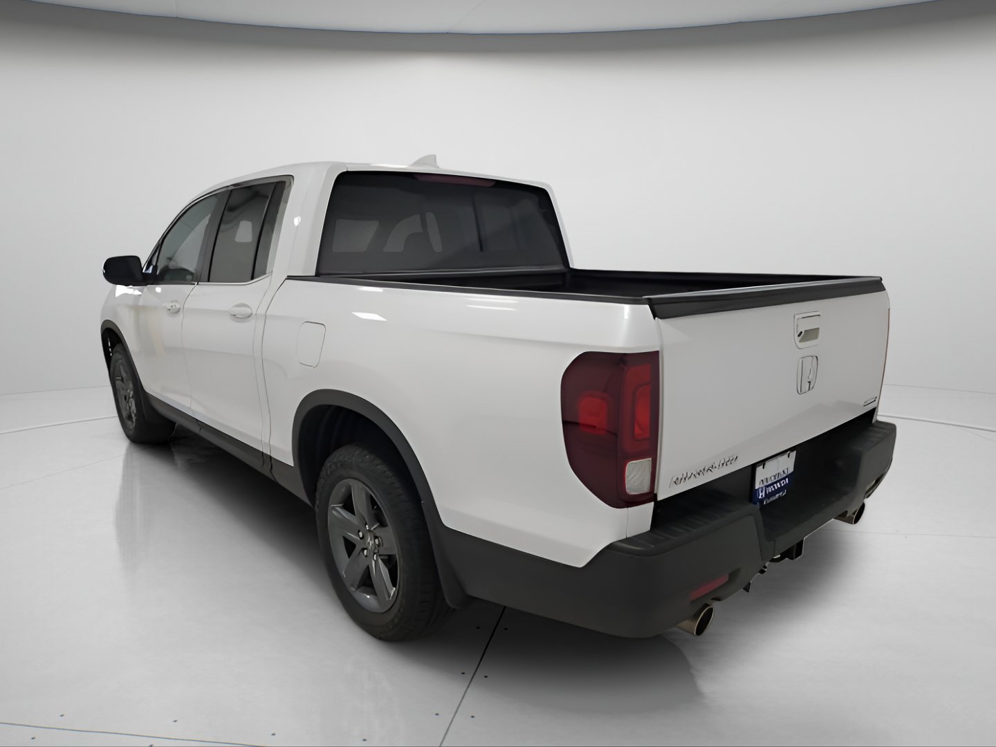 Certified 2023 Honda Ridgeline RTL image 5