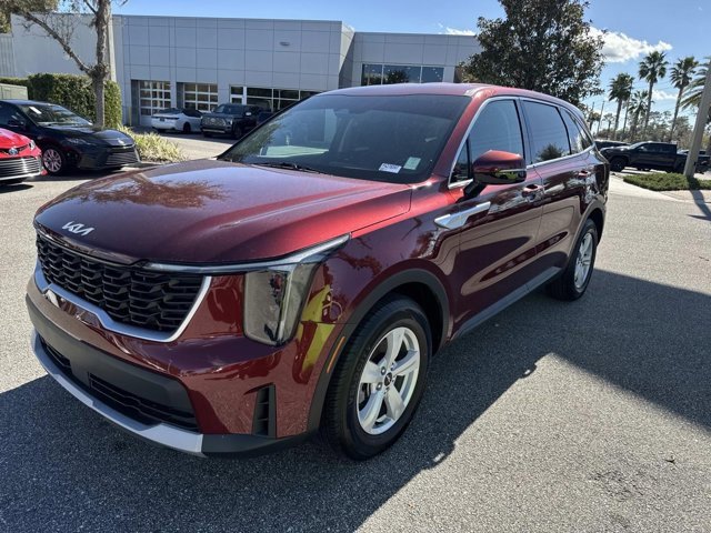 Used 2024 Kia Sorento LX image 5