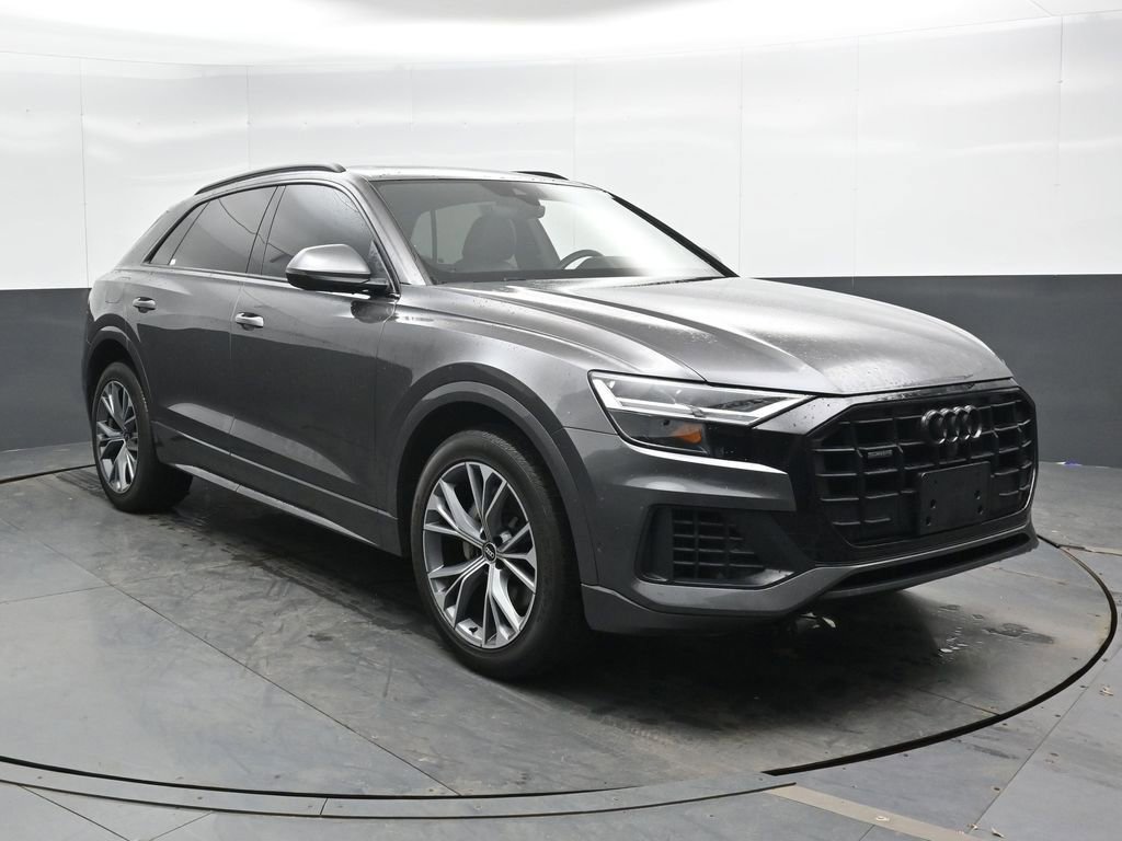 Used 2021 Audi Q8 Premium w/ Black Optic Package image 5
