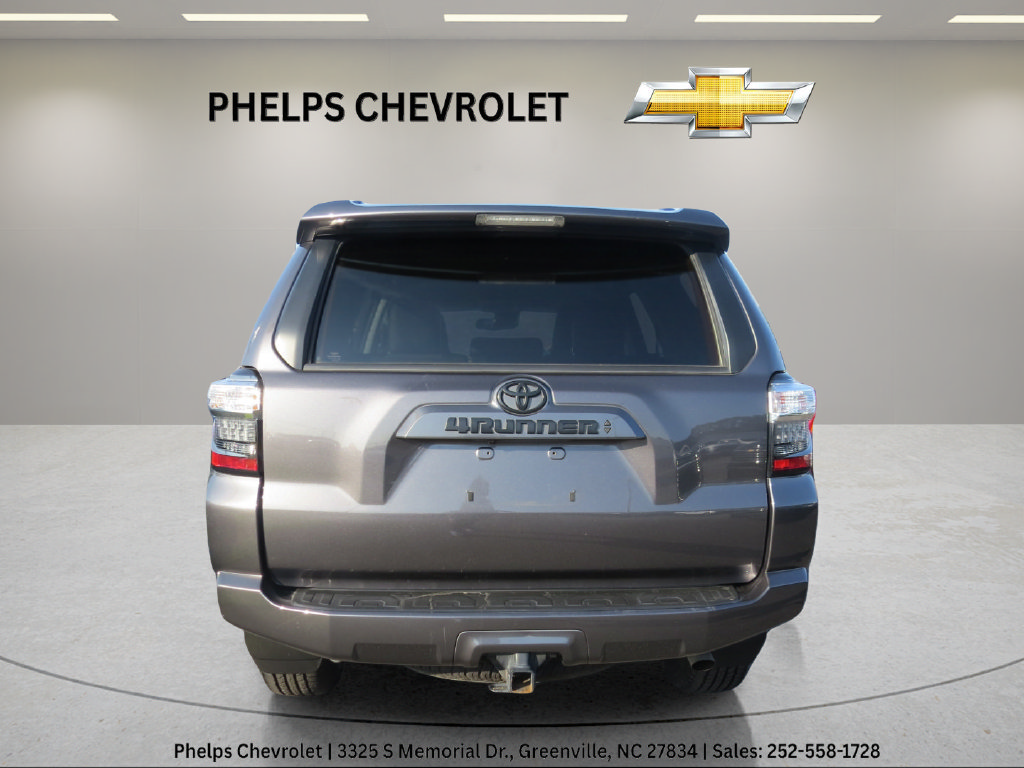 Used 2022 Toyota 4Runner SR5 Premium AWD/4WD image 5