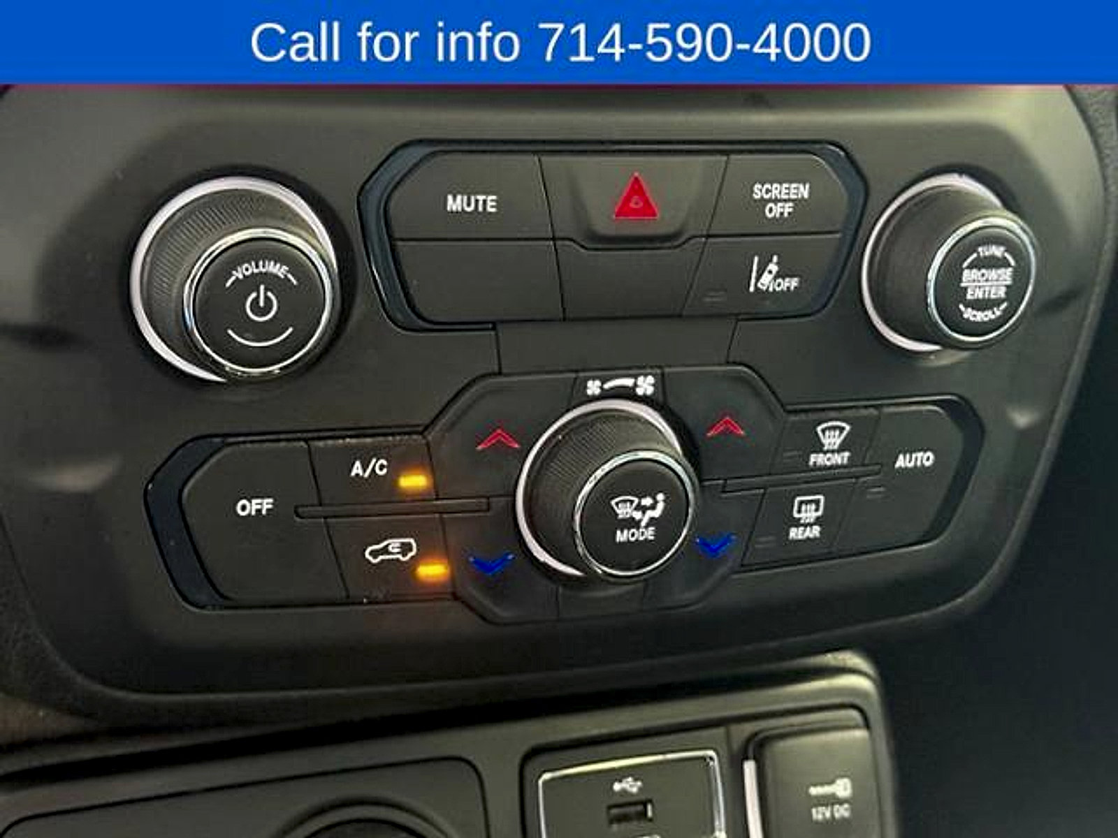 Used 2023 Jeep Renegade Latitude AWD/4WD image 22